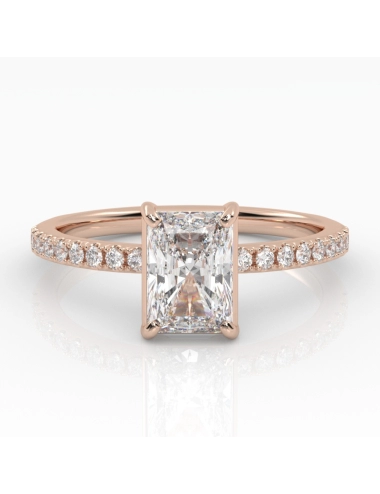 raudono aukso žiedas su blizgančiu Emerald deimantu ir deimantais