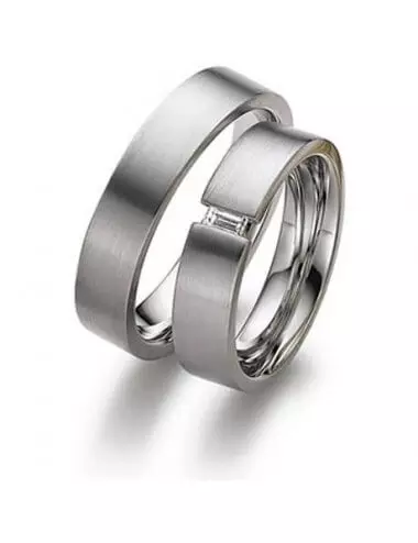 Modernus vestuvinis žiedas su deimantu - Baguette (0,12 ct)