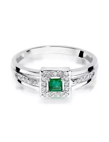 Smaragdo kampai - balto aukso žiedas su smaragdu ir deimantais