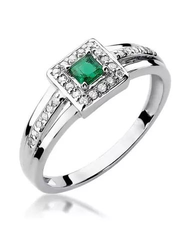 Smaragdo kampai - balto aukso žiedas su smaragdu ir deimantais