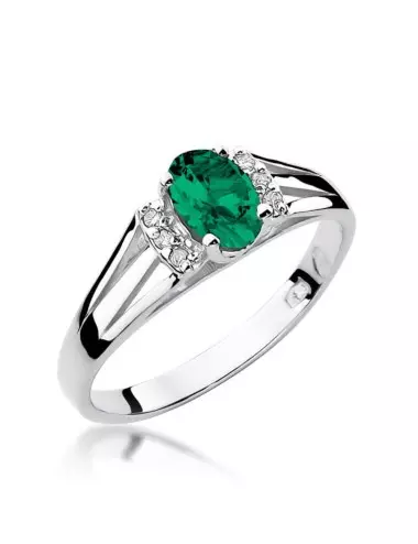 Smaragdinis - balto aukso žiedas su ovalo formos smaragdu ir deimantais