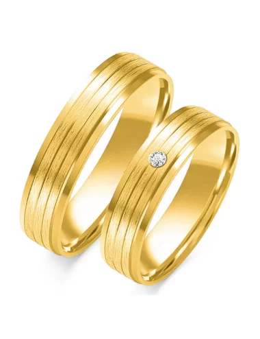 Dviejų spalvų vestuviniai žiedai su penkiomis sujungtomis linijomis