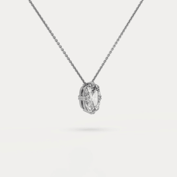 pakabukas su deimantu (cushion cut) iš balto aukso arba platinos