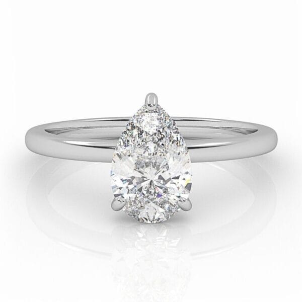 klasikinis balto aukso sužadėtuvių žiedas su lašo formos deimantu