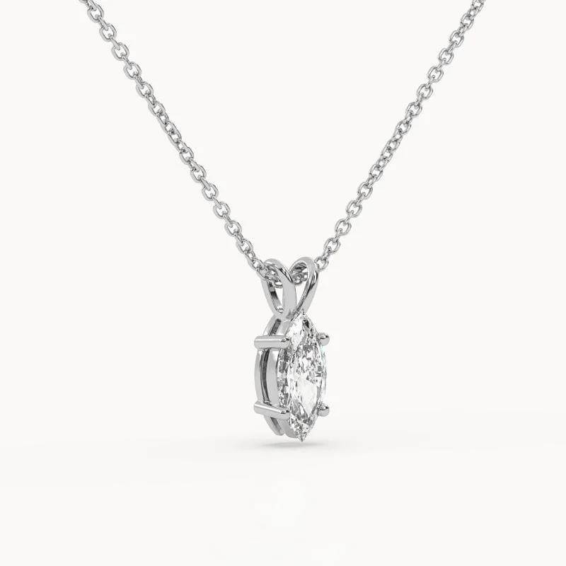 Stačiakampio deimanto forma  (emerald cut)