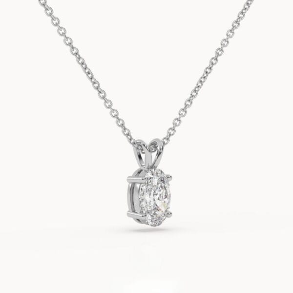 Klasikinis pakabukas su ovalo formos deimantu iš balto aukso arba platinos - Oval cut