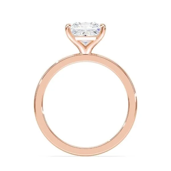 Klasikinis sužadėtuvių žiedas su deimantu iš raudono aukso - princess cut