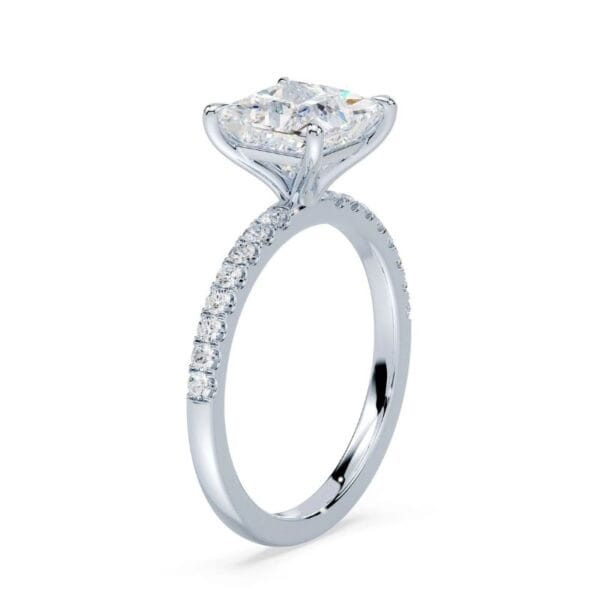 Modernus sužadėtuvių žiedas su deimantu iš balto aukso arba platinos - princess cut
