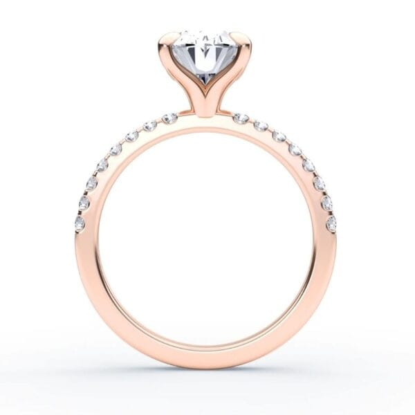 Modernus sužadėtuvių žiedas su deimantu iš raudono aukso - oval cut