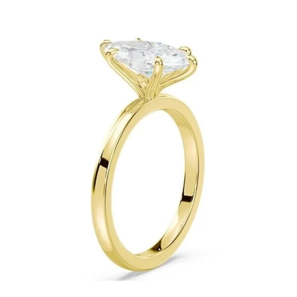 Klasikinis sužadėtuvių žiedas su deimantu iš geltono aukso - marquise cut