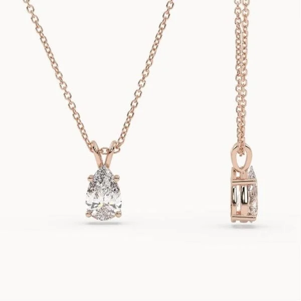 Klasikinis pakabukas su lašo formos deimantu iš raudono aukso - Pear cut