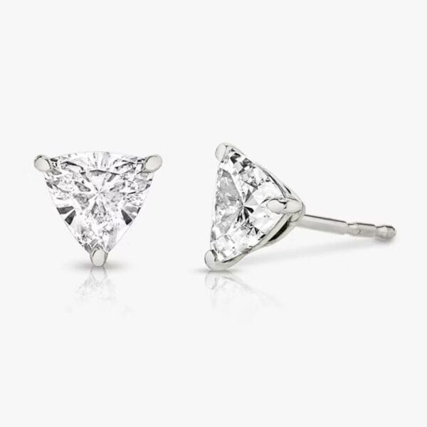 Klasikiniai auskarai su deimantu iš balto aukso arba platinos - trilliant cut deimantai