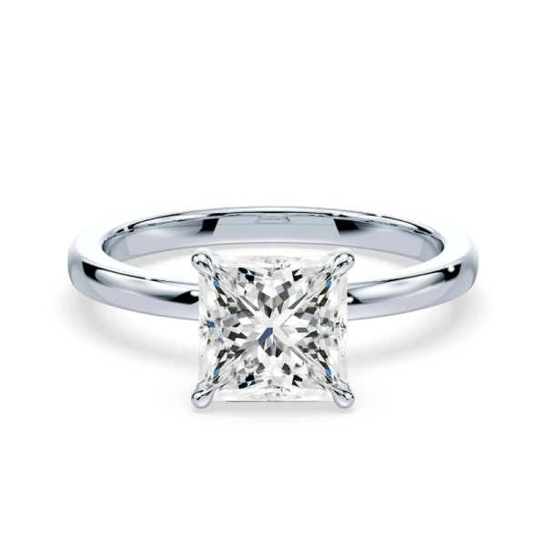 Klasikinis sužadėtuvių žiedas su deimantu iš balto aukso arba platinos - princess cut