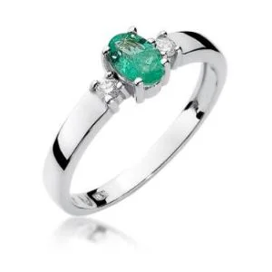 Engagement ring “Love Bud” with emerald