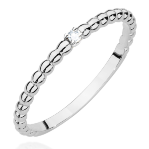 Minimalistinis sužadėtuvių žiedas su deimantu (0.02 ct)