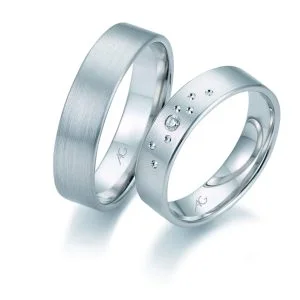 ОБРУЧАЛЬНОЕ КОЛЬЦО «БРИЛЛИАНТОВОЕ СОЗВЕЗДИЕ» (с бриллиантами)