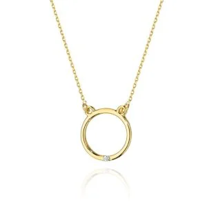 Geltono aukso žvaigždės žibėjimas – grandinėlė ir pakabukas su spindinčiu deimantu