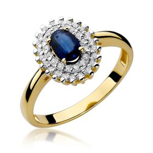 Artumo dvelksmas – geltono aukso žiedas su safyru ir deimantais (0,89 ct)