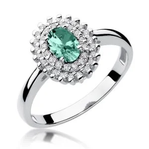 Breath of Intimacy – white gold ring with emerald and diamonds (0.59 ct)