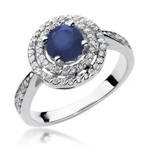 Prabanga – balto aukso žiedas su safyru ir deimantais (1,38 ct)