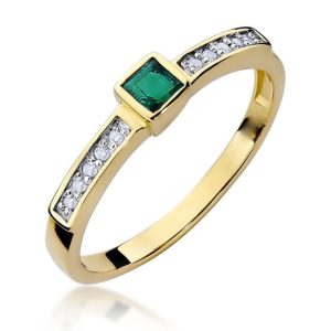 Mano laimė – modernus žiedas su smaragdu ir deimantais (0,24 ct)