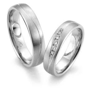 Klasikinis vestuvinis žiedas su deimantais – Banga