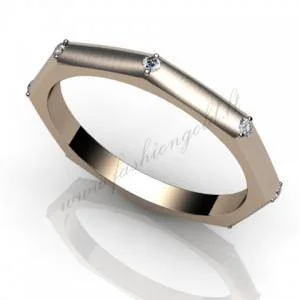 VESTUVINIS ŽIEDAS “BRIAUNUOTASIS SU DEIMANTAIS” – GAMYBA