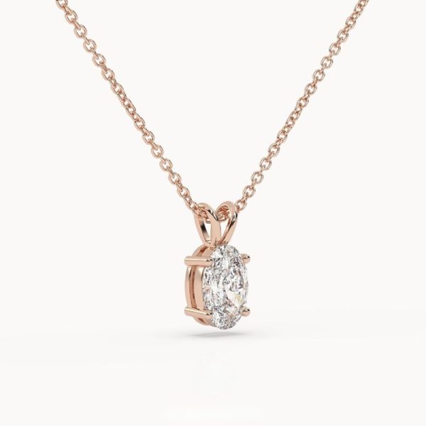 Klaskinis pakabukas su ovalo formos deimantu iš raudono aukso