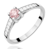 Balto aukso sužadėtuvių žiedas su mėlynu deimantu – Modern Pink (LAB 0,42 ct)