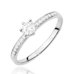 Balto aukso modernus sužadėtuvių žiedas su lab deimantais – Fantastic (0,37 ct)