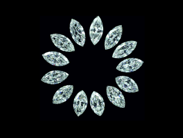 Žiedas juostelė su laboratoriniais 13 Marquise 6.57 karatai