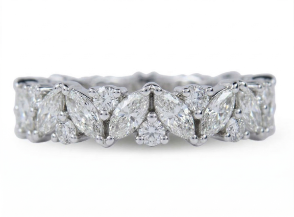 Žiedas deimantinė juostelė su laboratoriniais 33 Marquise & Round 10.69 karatai