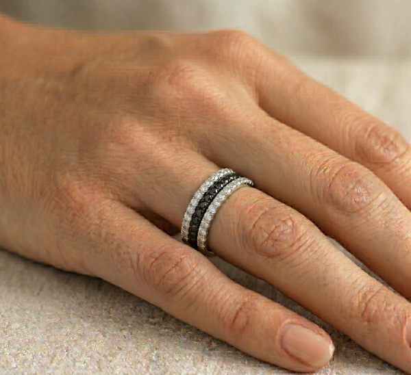 Žiedai su deimantais – deimantinės juostelės (20 vnt – 0.20 ct) 1.50 mm