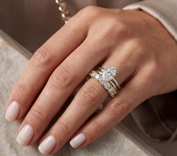 Žiedas juostelė su deimantais raudono aukso (4.50 ct) 4.40 mm