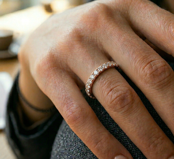 Žiedas su deimantais - raudono aukso deimantinė juostelė (LAB 15 vnt - 0.45 ct) 2.00 mm 22