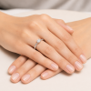 Sužadėtuvių žiedas su Round deimantu (Lab Grown 0.50 ct) baltas auksas ant rankos